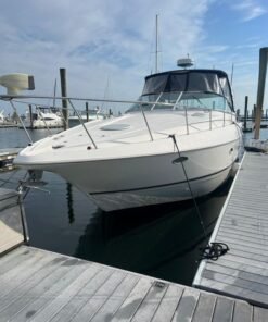 Cruisers Yachts 370 Express